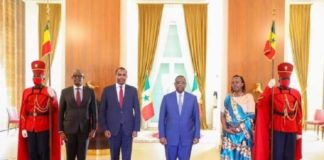 Covid-19: “Macky Sall foule aux pieds ses propres instructions sur le port du masque”, M. Diakhaté