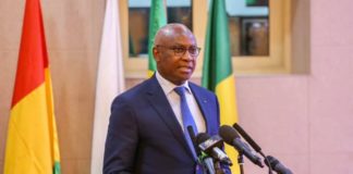 Prix de l'eau: "Une baisse n'est pas envisagée", selon le ministre Serigne Mbaye Thiam