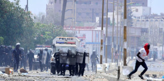 UCAD: 34 étudiants blessés, un défiguré par une bombe lacrymogène, le service médical dépassé