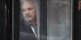 Julian Assange ne sera pas extradé vers les États-Unis