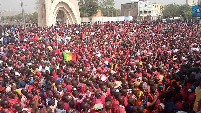 Mali: La population marche pour demander le départ de l’armée française, ce mercredi