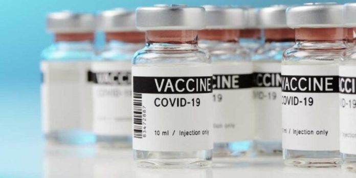 La covid-19 réserve un accueil rigide au vaccin