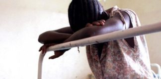 Après avoir accouché en catimini : l’adolescente N. Diamé et sa mère A. C. Gaye enterrent le bébé dans la maison