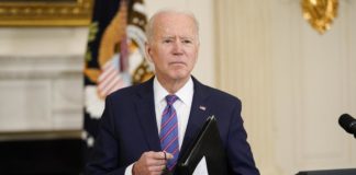 Russie-Ukraine: le président Joe Biden affiche son soutien indéfectible à Kiev