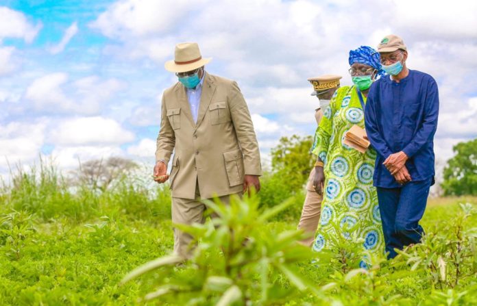 INITIATIVE MAJEURE DE MACKY SALL : désormais, femmes et jeunes agriculteurs peuvent s’équiper sans débourser un franc