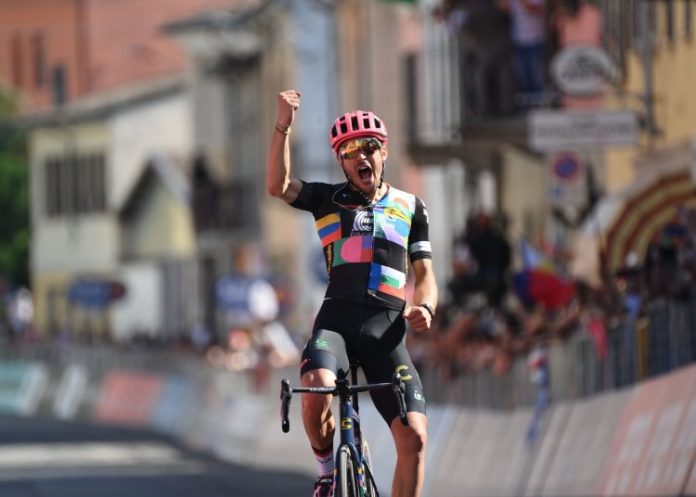 Giro 2021 : Alberto Bettiol surclasse Rémi Cavagna et remporte la 18ème étape