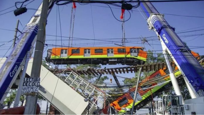 Mexique: la colère des habitants de Mexico après l’effondrement du métro aérien