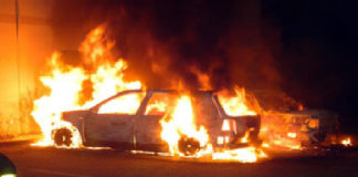 Incendie volontaire d’un véhicule à Tivaouane-Peul : Le sieur Dame Ndiaye est-il victime d’un sabotage ?