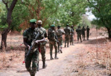 Des tirs à l’arme lourde: Journée de démonstration de l'Armée de Terre au Centre d'entraînement de Dodji