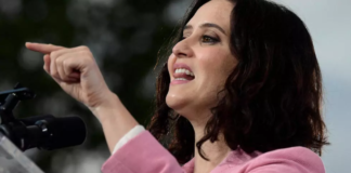 Région de Madrid: intronisation d'Isabel Diaz-Ayuso, nouvel égérie de la droite espagnole