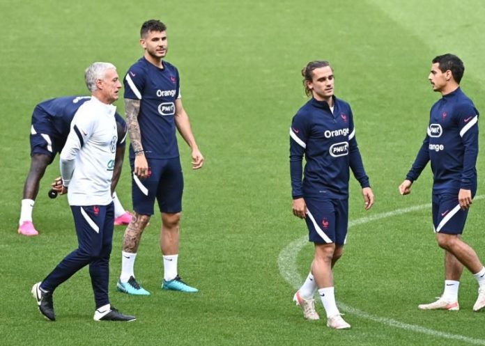 EdF – Didier Deschamps ne veut pas entraîner une équipe féminine