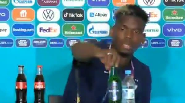 [Vidéo] France-Allemagne : Pogba retire une bouteille de bière avant sa conf. de presse