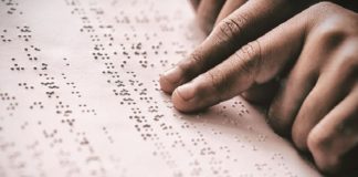 Grande particularité du CFEE à Saint-Louis : Un candidat mal voyant compose en braille