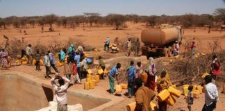 Cinq ans sans eau courante : Gabou a investi en masse la rue