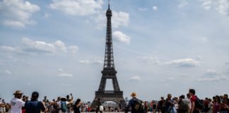 Tabaski 2021: La ville de Paris transformée en "daaral"