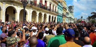 Cuba: l'internet, grand allié des manifestations inédites, coupé sur l'île