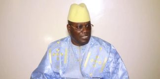 Député Cheikh Mbacké Bara Dolly: «Dans l’histoire du Sénégal, c’est la première pétition des députés pour exiger la démission d’un ministre, pour incompétence»