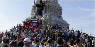 Cuba: des manifestations contre le gouvernement massives et inédites