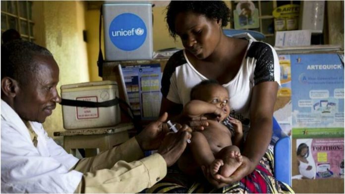 Vaccination des enfants: l'ONU alerte sur un risque de «catastrophe absolue»