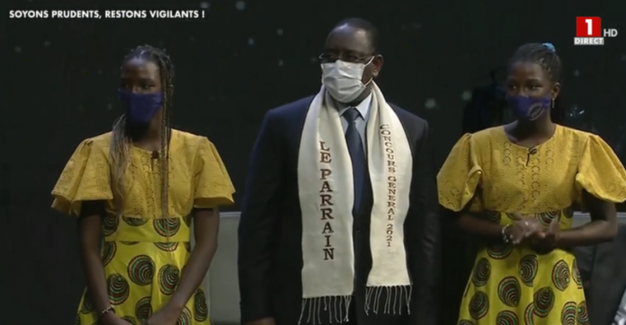 Les hommages de Macky aux jumelles bachelières