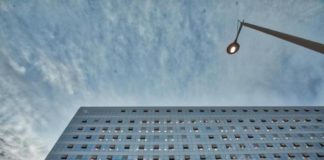 Des flammes au Building administratif Mamadou Dia