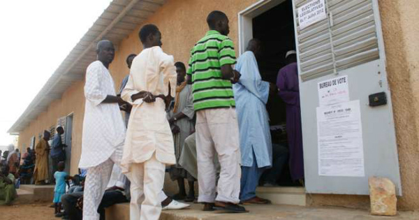 Elections locales: Macky Sall recadre les membres de Bby