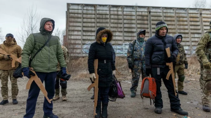 L'Ukraine mobilise ses réservistes et appelle ses ressortissants à quitter «immédiatement» la Russie