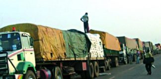 Effets de la crise malienne : À Kidira, les apprentis maliens vendent du thé pour pouvoir survivre