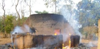 Sédhiou : deux enfants périssent dans un incendie a Simbandi Balante, ils jouaient avec du feu dans une pièce contenant de la paille