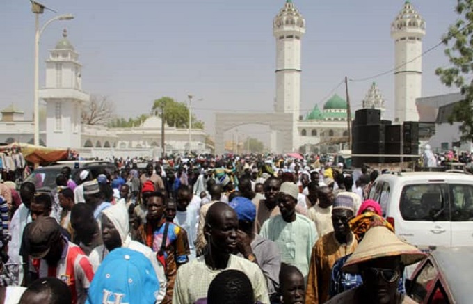 Mobilisation réussie à Léona Niassène pour sa ‘’Ziarra’’ Annuelle : la stabilité du pays, le Mali entre autres, au cœur des prières