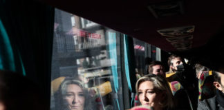 Présidentielle 2022 : derrière l’image adoucie, le programme de Marine Le Pen reste fondamentalement d’extrême droite