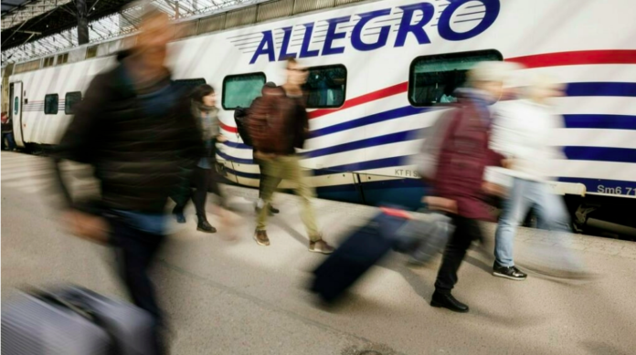 Malgré l'interruption de certaines liaisons aériennes ou ferroviaires, la Russie n'est pas coupée du monde