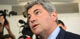 Législatives françaises: LR réaffirme son indépendance face au risque de débauchage