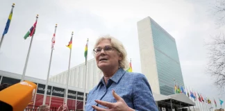 Berlin autorise la livraison de blindés à l'Ukraine, un tournant dans la politique allemande