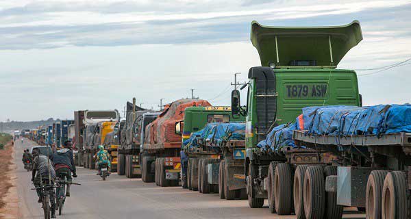 Sénégal : Passage de plusieurs centaines de camions, la CEDEAO demande des explications au Sénégal