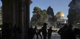 Tensions à Jérusalem: de nombreux blessés lors de heurts sur l'esplanade des Mosquées