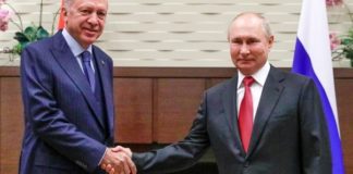 Guerre en Ukraine: à quoi joue la Turquie?