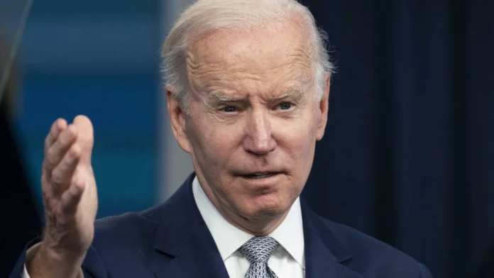 Aux États-Unis, Joe Biden défend sa politique face à l'inflation