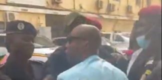 Risque d’invalidation de la liste Yaw à Dakar : Barthélémy Dias, Déthié Fall et Cie assiègent la Daf (Urgent)