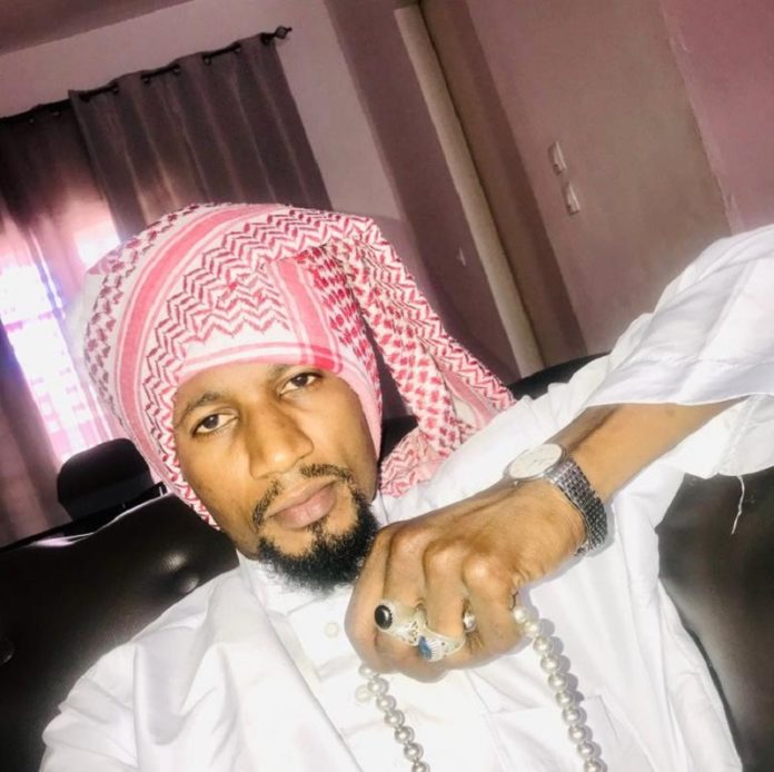 Serigne Moustapha Amar Borom Thiès quitte Macky et élit Sonko