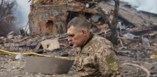 En direct : des frappes russes font plusieurs morts dans la ville de Mykolaïv, selon l'Ukraine