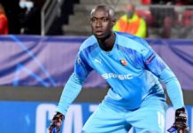 Mercato : Rennes lorgne Mandanda pour remplacer Alfred Gomis