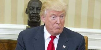 Un ex-conseiller de Trump avoue avoir planifié "des coups d'Etat"