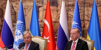 Ukraine: Guterres, Erdogan et Zelensky se rencontrent à Lviv et évoquent la centrale de Zaporijjia