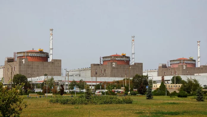 Ukraine: une équipe de l'AIEA en route vers la centrale nucléaire de Zaporijjia