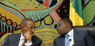 Abdoul Mbaye félicite Macky pour...