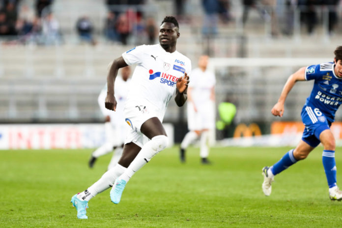 Aliou Badji : Amiens et Bordeaux entendus sur le prêt…