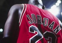 Un maillot de Michael Jordan proposé aux enchères pour 3 à 5 millions de dollars