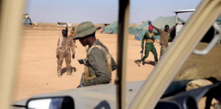 Mali : Le bilan de l’attaque du camp de Tessit passe de 17 à 42 militaires tués