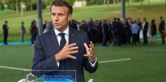 France: un Conseil national de la refondation à huis clos et à l'issue incertaine